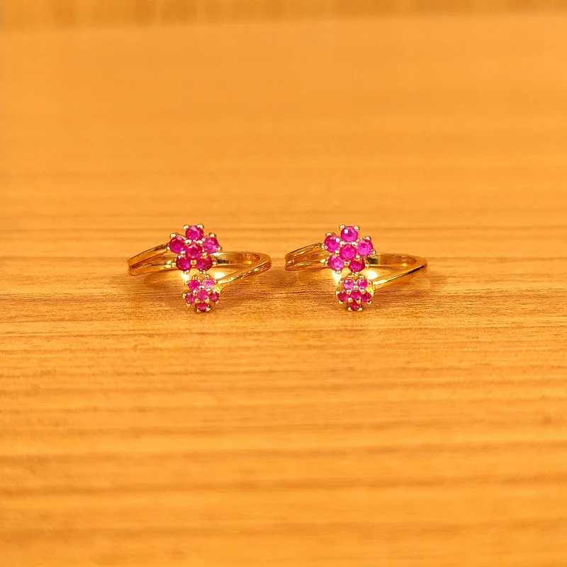 Rings with floral halo diamond arrangements -RUBY FLOWER PATTERN GOLD PLATED ADJUSTABLE TOE RING