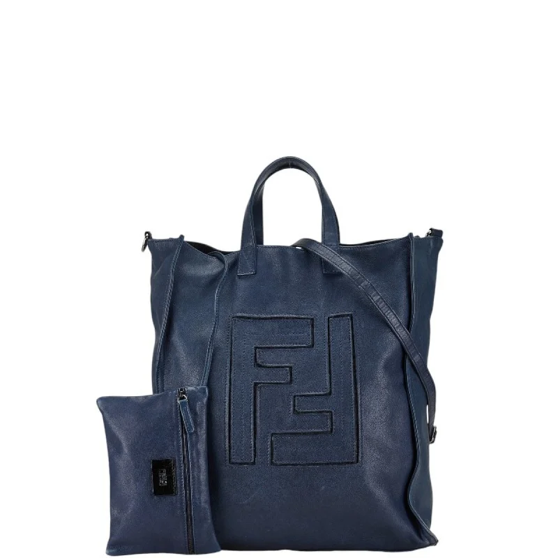 Handle bags with waterproof lining for protection -Fendi  Leather Shoulder Bag Tote Bag (Pre-Owned)