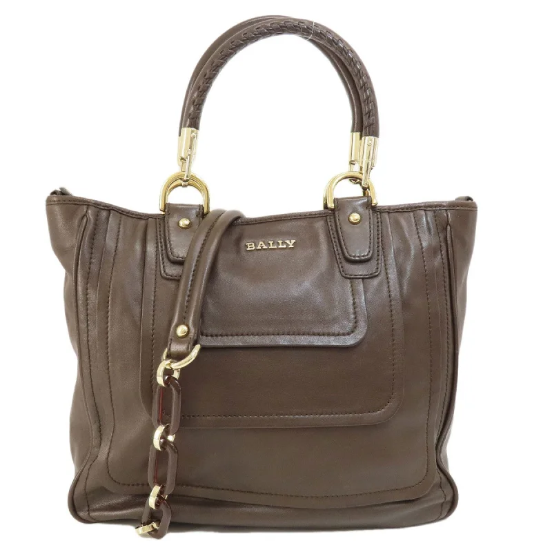 Handle bags with neutral tones for versatility -Bally  Leather Tote Bag (Pre-Owned)