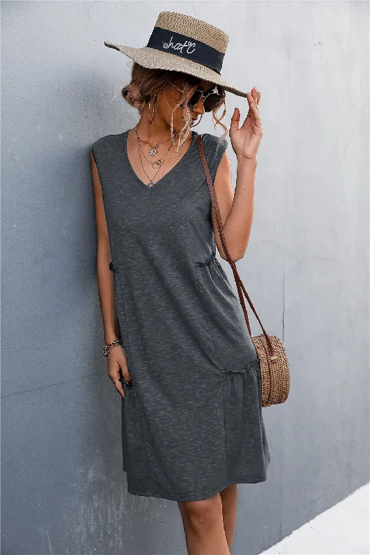 Short-sleeved Dresses for Summer -Casual  Chic Style  V-Neck Frill Trim Sleeveless Dress