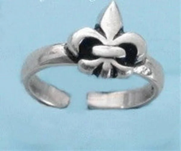 Rings with carved onyx for bold sleekness -Fleur De Lis Sterling Silver Toe Ring