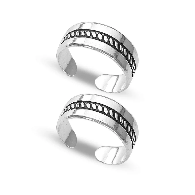 Stackable rings with mixed metal finishes -925 Sterling Silver Antique Design Toe Ring For Women