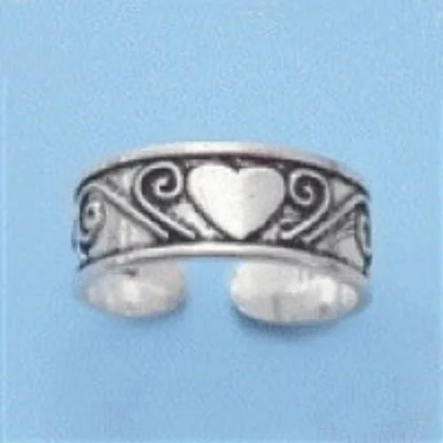 Rings with knot motifs for symbolic love -Heart Design Sterling Silver Toe Ring