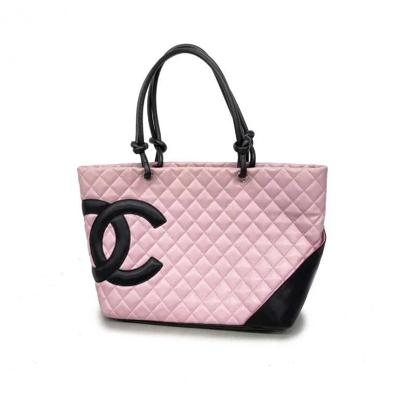 Handle bags with durable hemp for sustainability -Chanel  pink Leather Tote Bag (Pre-Owned)