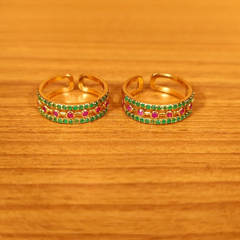 Simple rings with polished black onyx shine -MULTICOLOUR GOLD PLATED ADJUSTABLE TOE RING